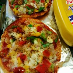 A picture of Quick Open pizza Burger.