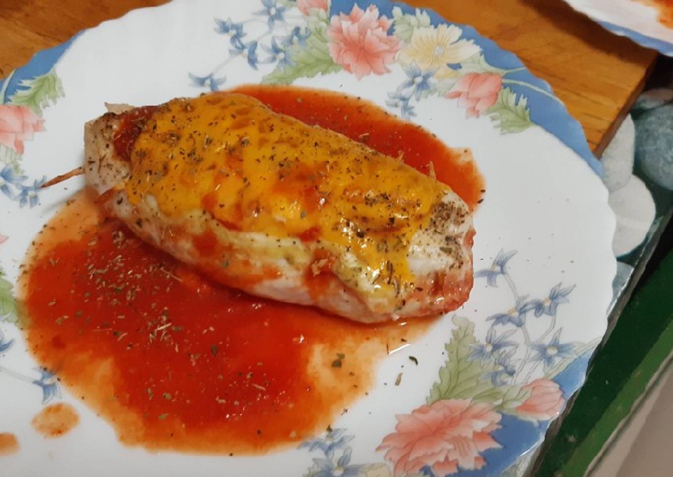 Pechuga rellena de jamón York y queso