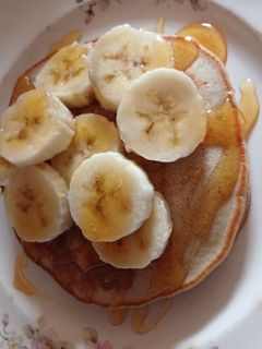 Una foto de Hotcakes de banana fácil y rápido ❤️ súper ricos