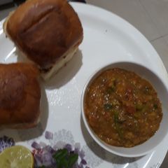A picture of Pav bhaji.