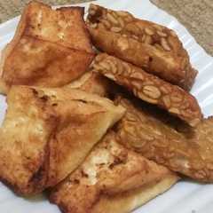 รูปของ Tempe/Tahu goreng