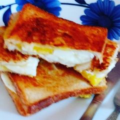 Bread ToastBreakfast Sandwich A picture of Bread ToastBreakfast Sandwich.