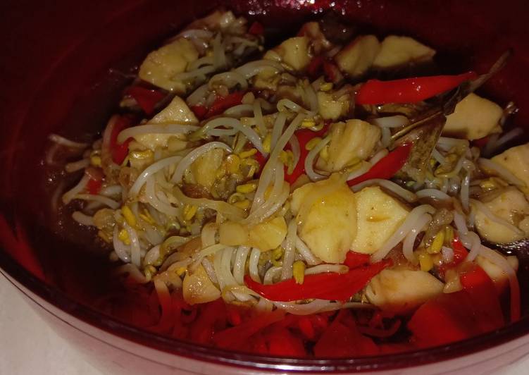 Tumis Toge (Kecambah) Bakso Ikan