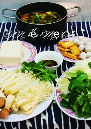 Hình của món Lẩu nấm lá giang (món chay).