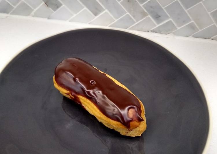Steps to Serve Tasteful Heavenly Coffee and Chocolate Éclairs