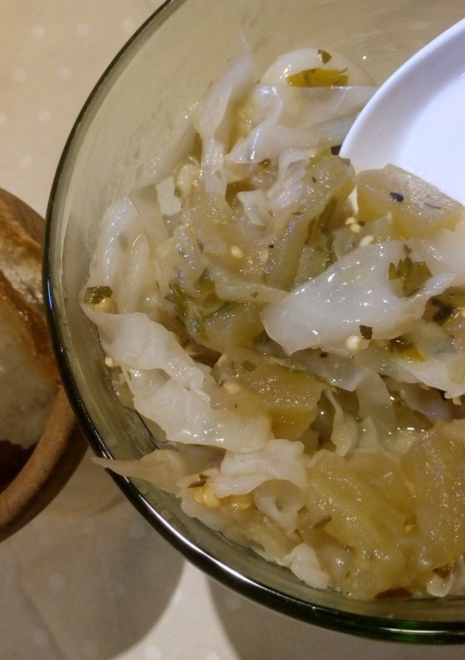 Una foto de Escabeche de berenjena y repollo fácil y baratísimo