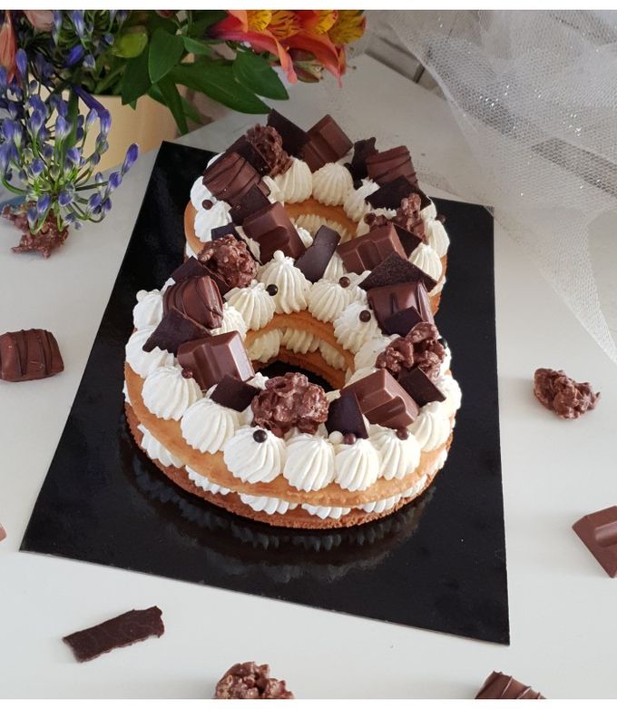 Une photo de Number cake vanille & Kinder