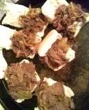 Carne desmechada en sandwiches