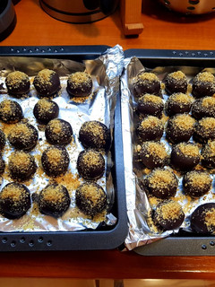 Zserbó golyó recept fotója
