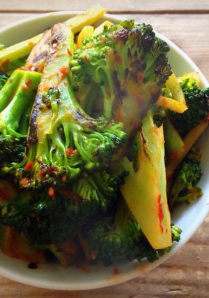 A picture of Chili Garlic Brocolli.
