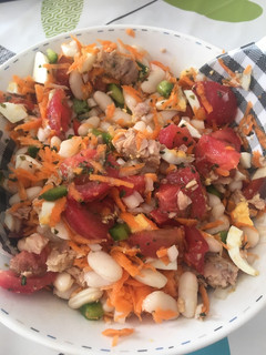 Una foto de Ensalada de alubias