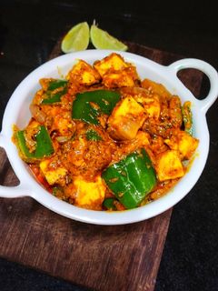 কড়াই পনির (kadai paneer recipe in Bengali) রেসিপির প্রধান ছবি