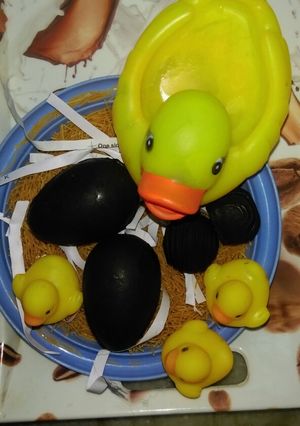 A picture of Cashew cream chocolate Easter Eggs.