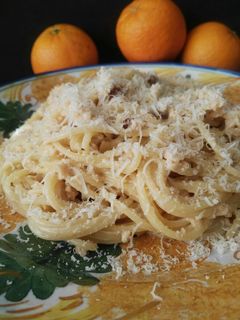 Una foto de Spaghetti con soja a la naranja