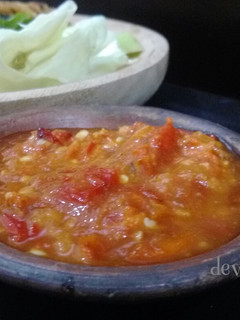Foto resep Sambal Tomat Pecel Lele Lamongan