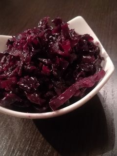 Párolt lilakáposzta recept fotója