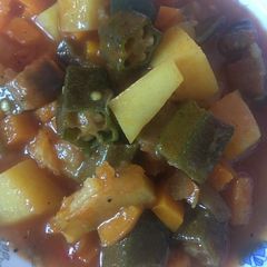 A picture of Mixed vegetables curry.