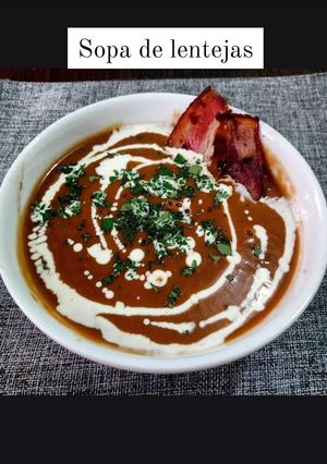 Una foto de Sopa crema de Lentejas