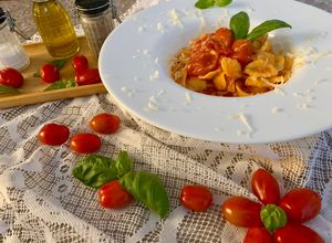 Foto di Orecchiette datterini e caciocavallo