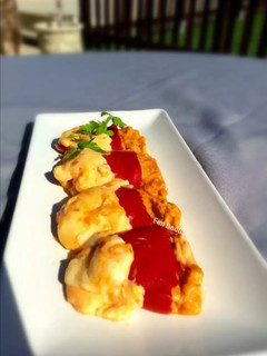 Una foto de Pimientos de piquillo rellenos de atún