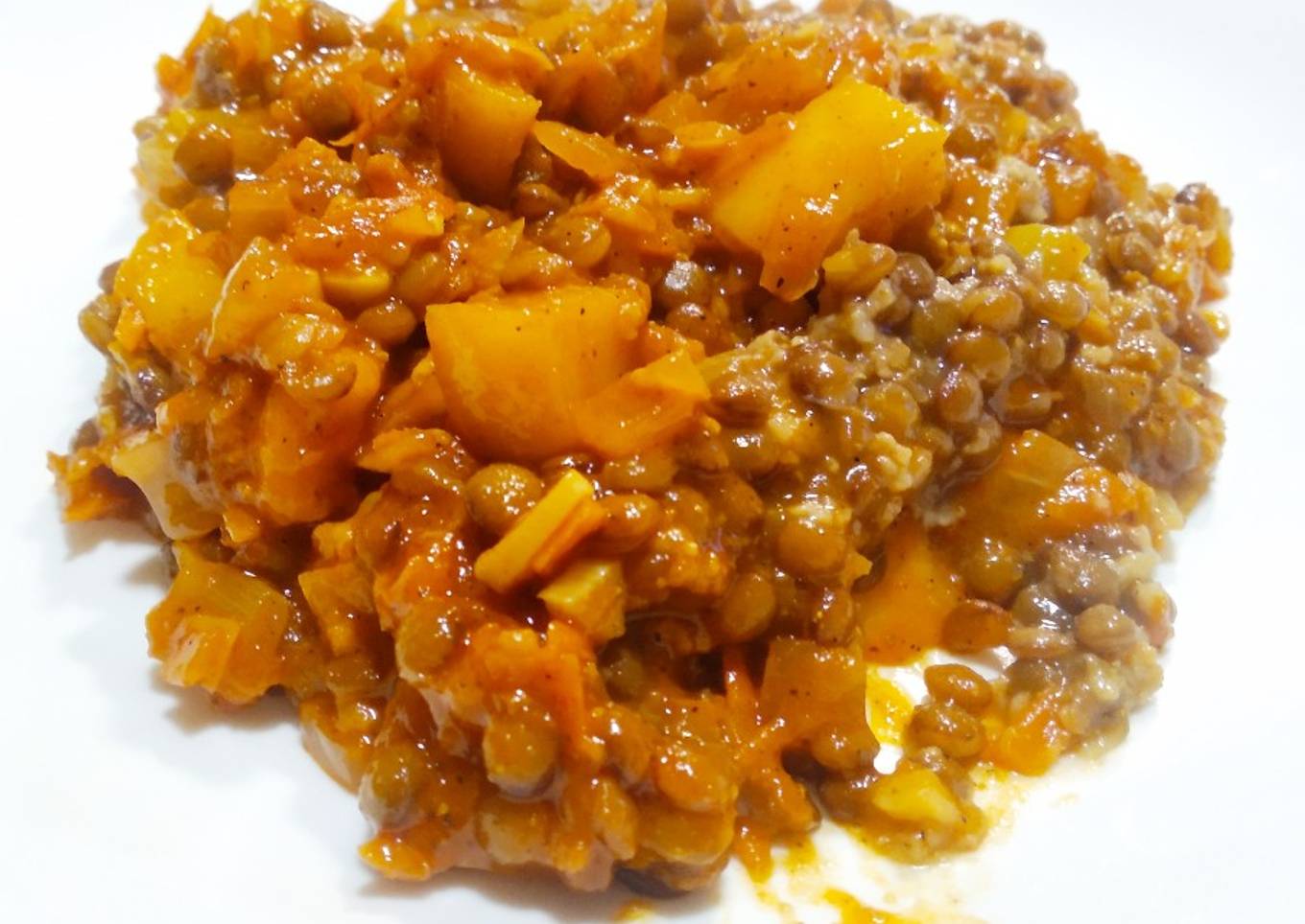 Lentejas "trifásicas" (con mijo, manzana y curry)