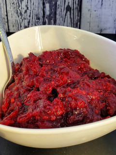 A picture of Fresh Orange Cranberry Sauce.