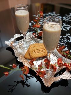 عکسی از دستور شیر خرما با موز 😍