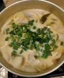 ต้มข่าไก่