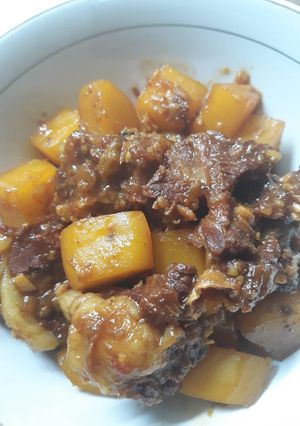 Foto resep Oseng oseng iga sapi pedas