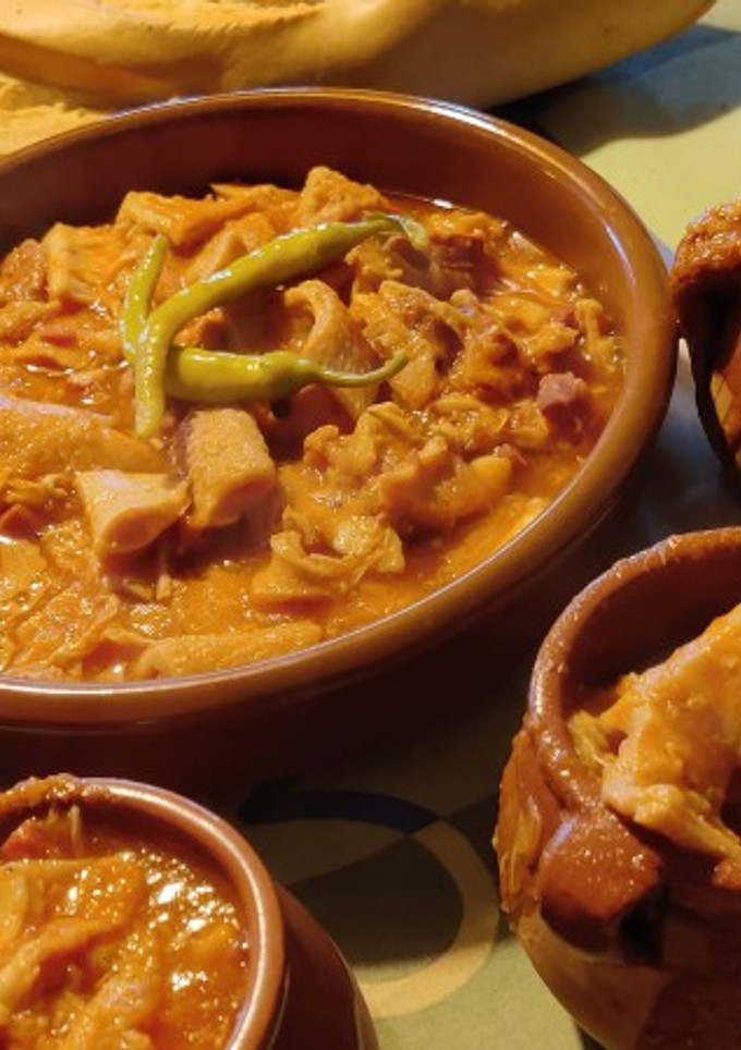 Una foto de Callos en salsa