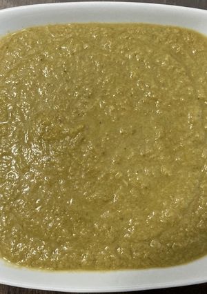 Una foto de Puré de verduras y pollo