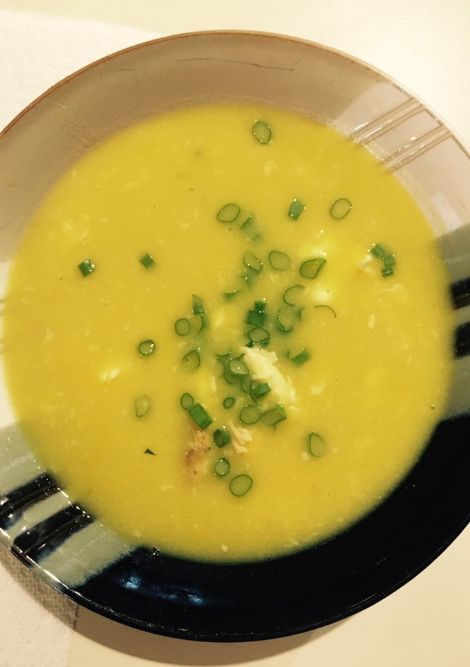 Una foto de Sopa de Maíz-Pollo-Huevos