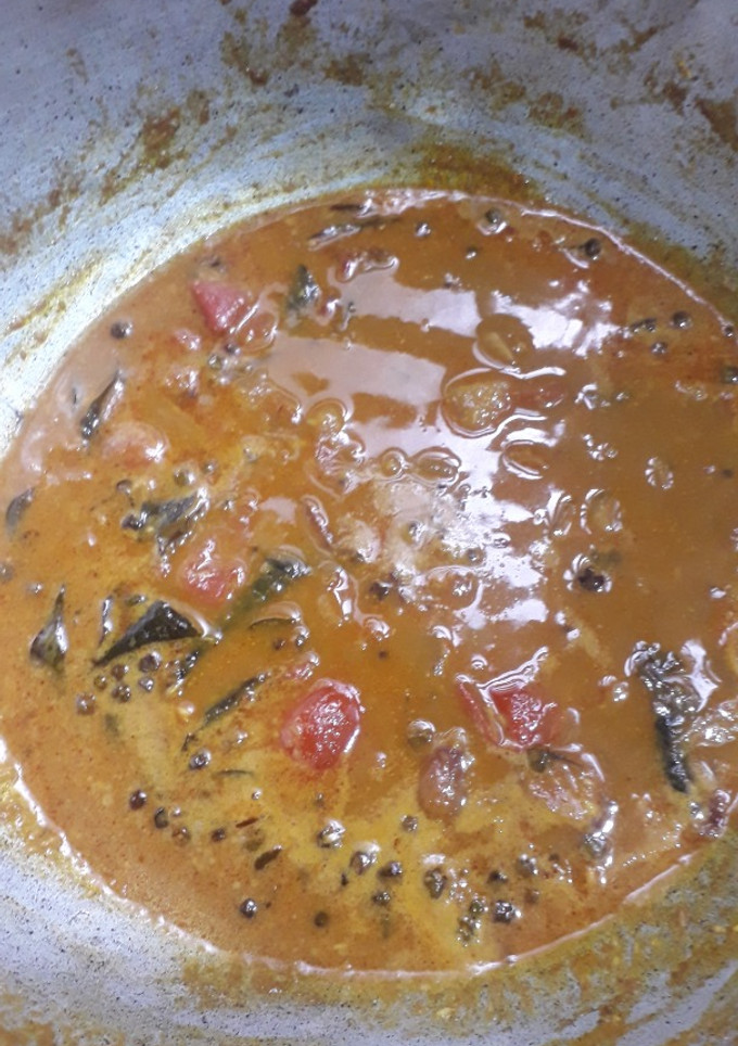 மணத்தக்காளி காய் கார குழம்பு செய்முறை முக்கிய புகைப்படம்