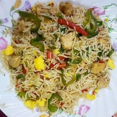 A picture of Chicken Fried Rice.