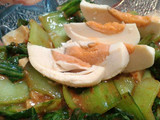 Tumis pokcoy telur asin