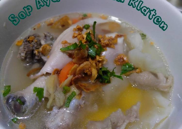 Bagaimana Menyiapkan Sop Ayam Pak Min Klaten, Enak Banget
