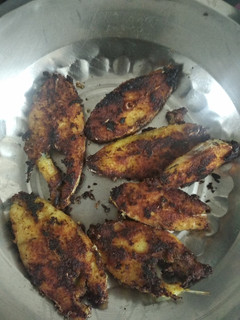 முருமுரு மீன் வருவல்(Meen varuval recipe in tamil) செய்முறை முக்கிய புகைப்படம்