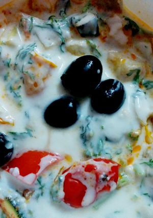 A picture of Chargrilled veggies with Honey Yogurt dressing.