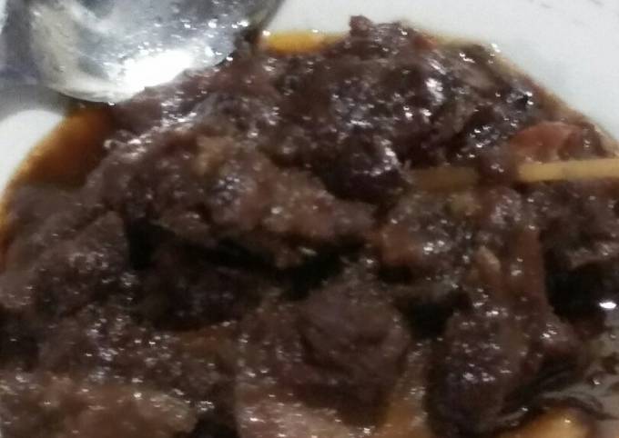 Semur daging sapi