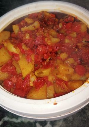 आलू गाजर की सब्जी (aloo gajar ki sabzi recipe in Hindi) रेसिपी मुख्य फोटो