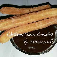 A picture of Churros Saus Cokelat.