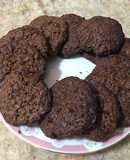 Cookies de avena, sabor naranja con azúcar negra, sin manteca y con chips de chocolate