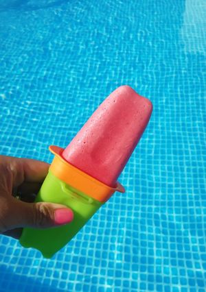 Une photo de Sucettes glacées à la fraise