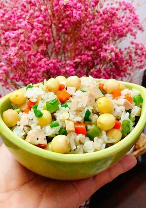Hình của món Cơm trộn hạt sen.