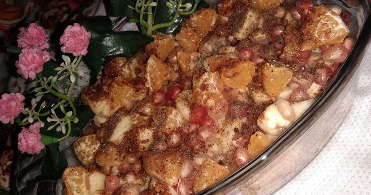 Chatpati Fruit Chaat Recipe by Aqsa mukhtiar - Cookpad