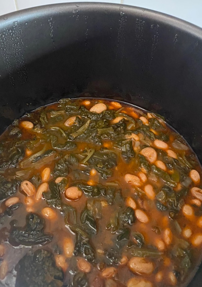Una foto de Potaje de habichuelas con espinacas (Olla GM D)