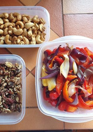 Una foto de Cómo tostar y aromatizar frutos secos sin frituras