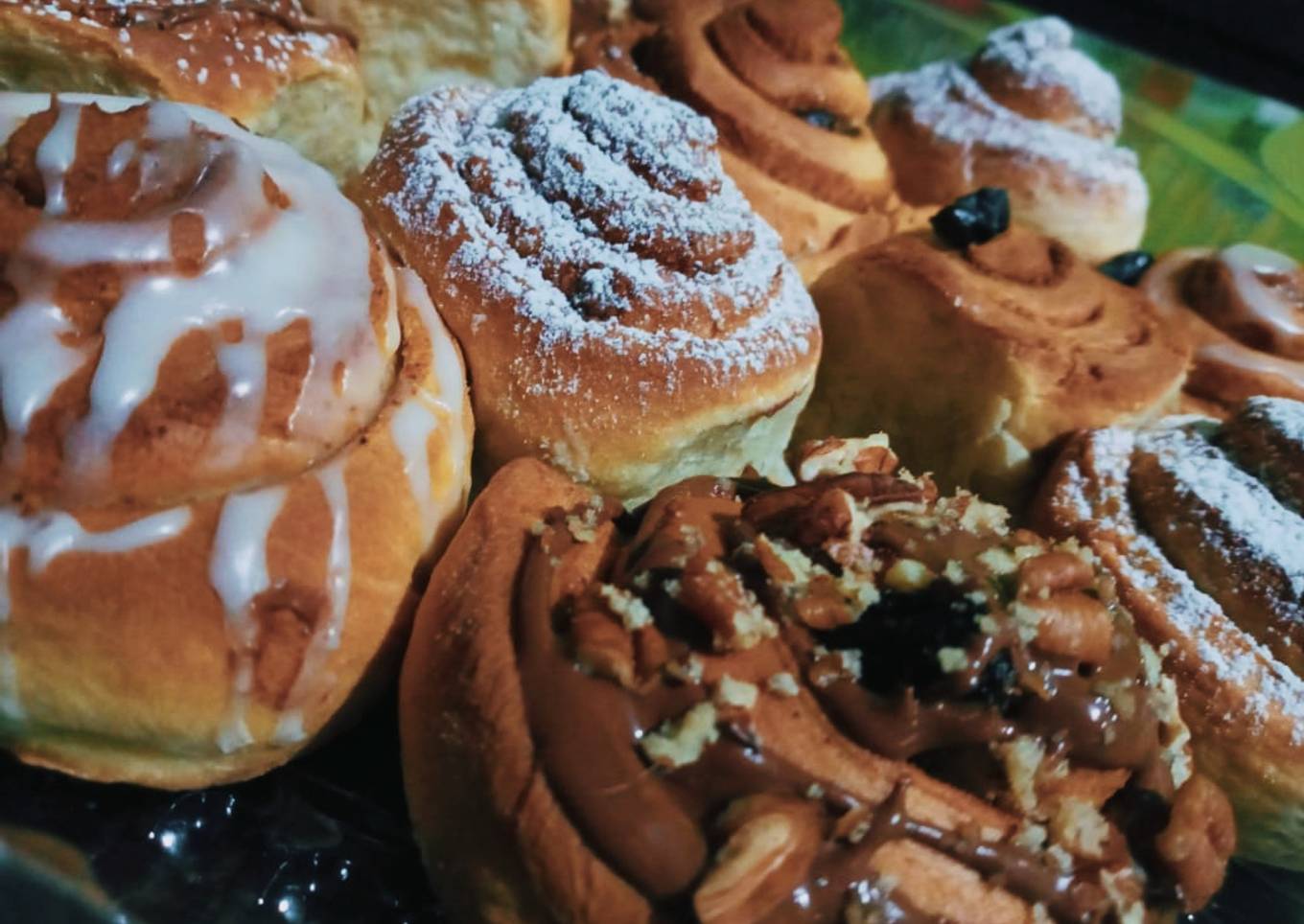 Roles de canela y nuez