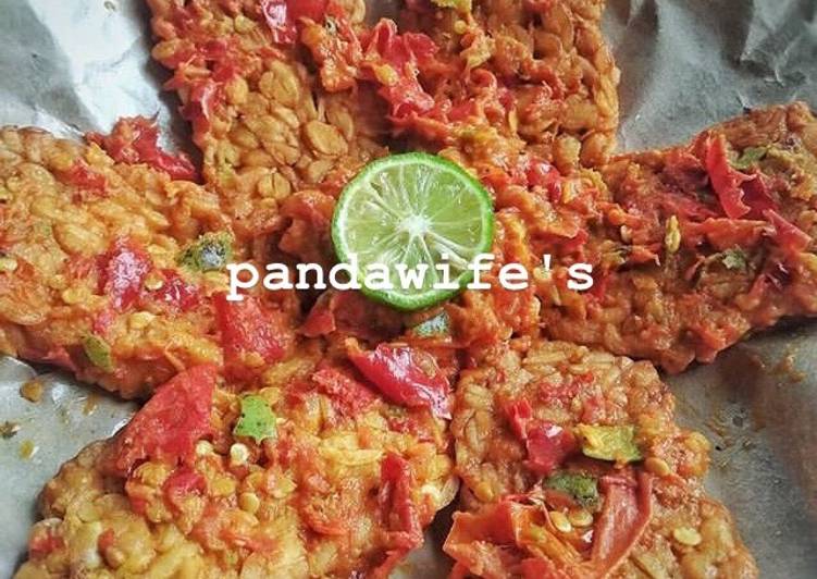 Langkah memasak Tempe penyet sambal gandaria mantap