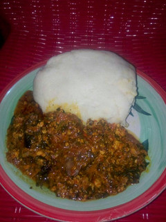 A picture of Egusi Soup and Semo.